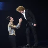 Stéphane Lambiel mit Mick Hucknall